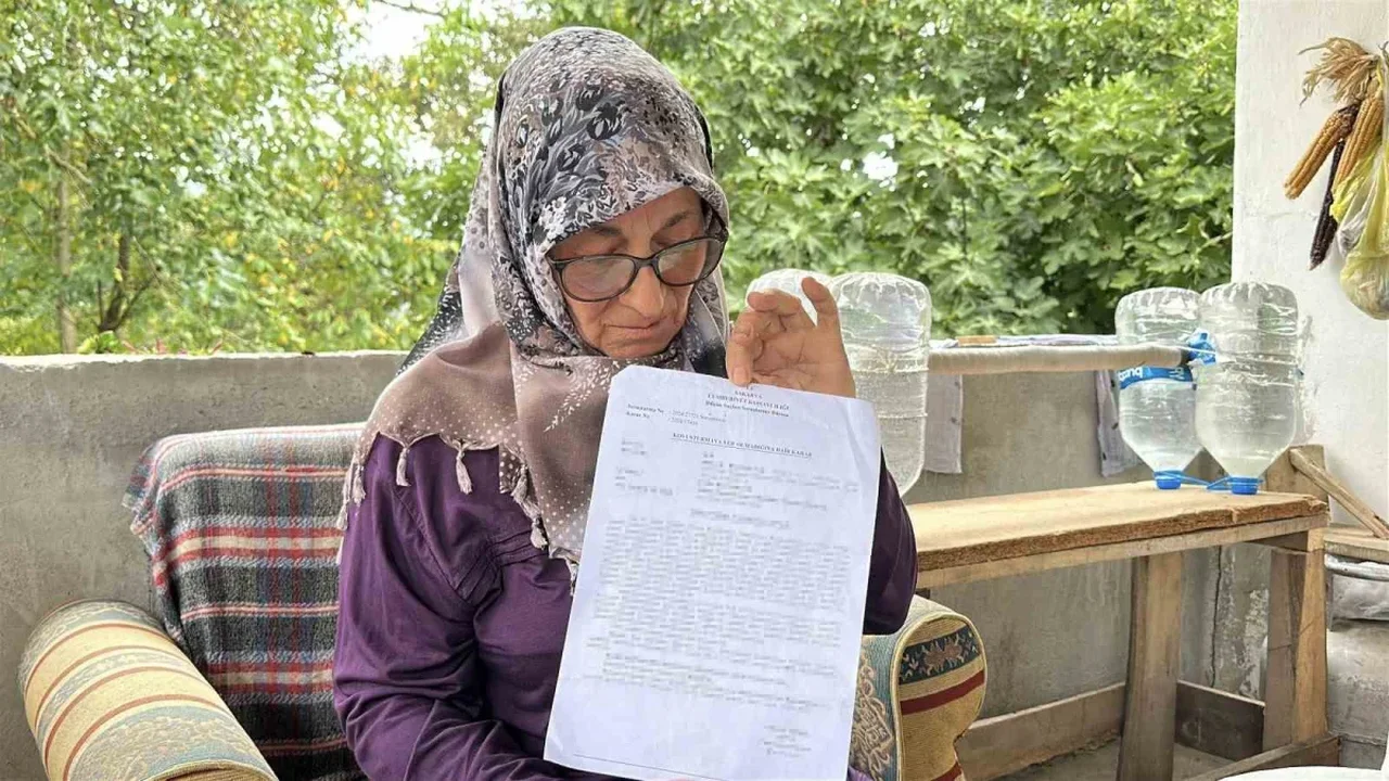 Melek Bayraktar, kızlarını evlatlıktan reddetmek istiyor