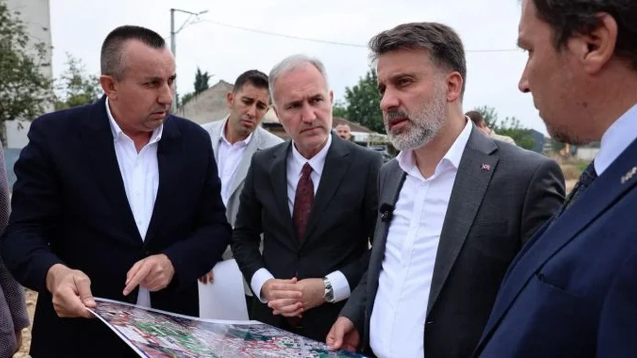 İnegöl'de 300 bin tonu aşan asfalt çalışması açıklandı