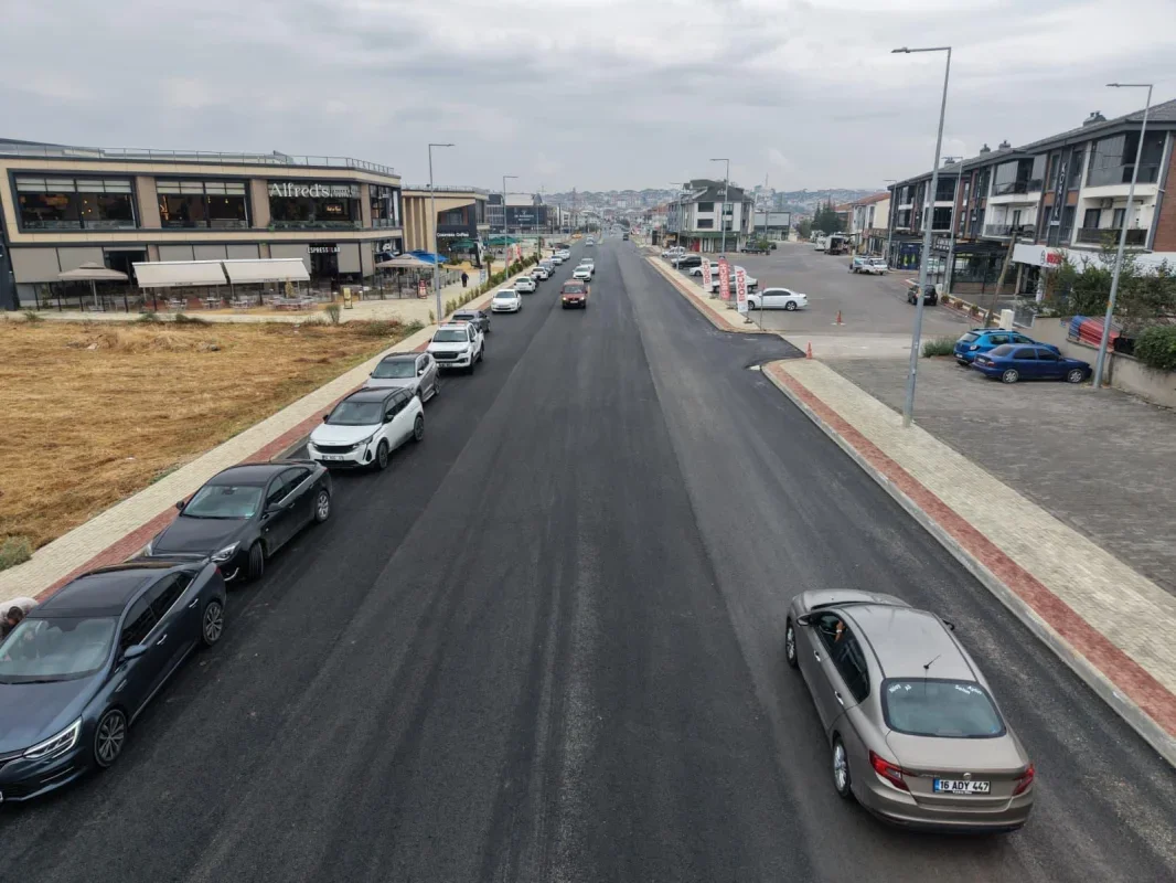 İnegöl'de 300 bin tonu aşan asfalt çalışması açıklandı