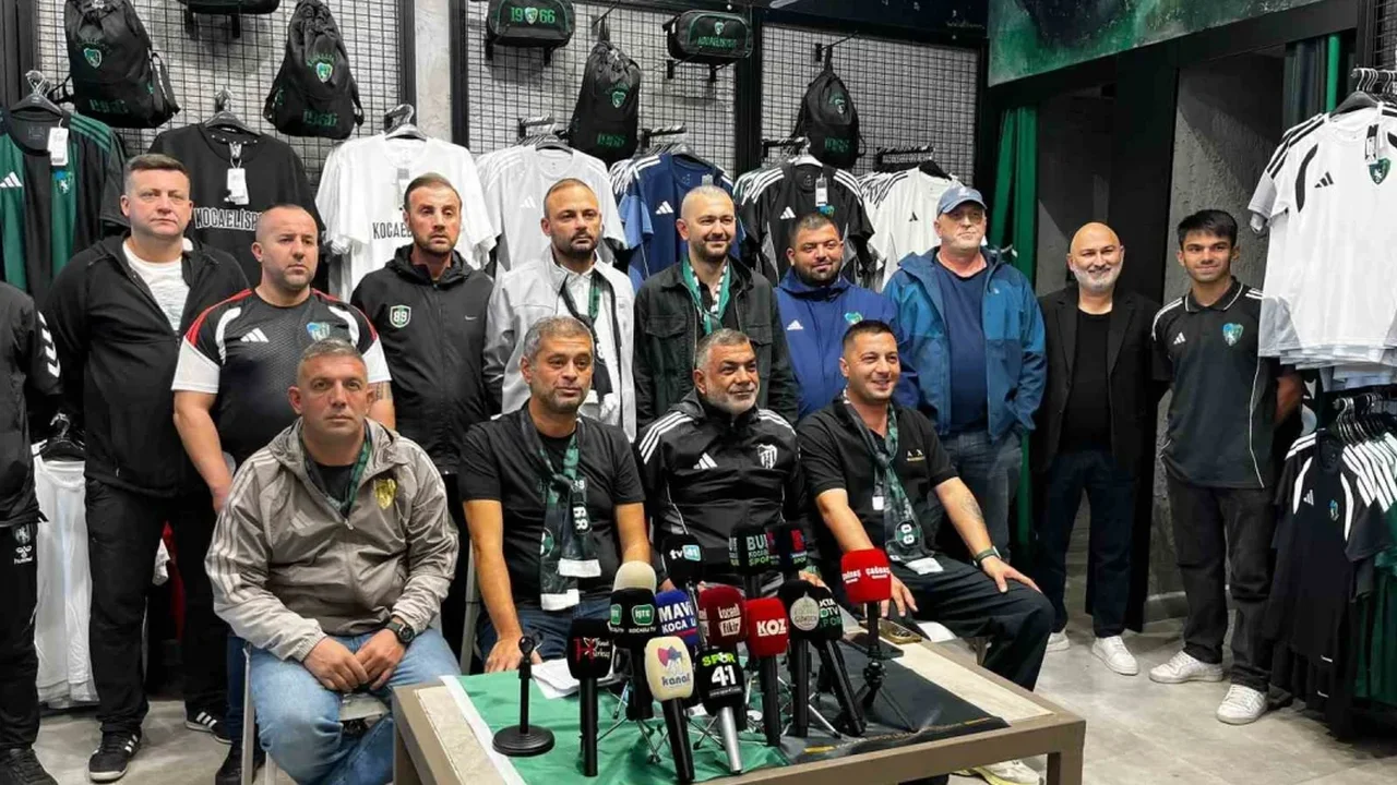 Kocaelispor'da pankart tepkisi: "Bir daha stada giremez"
