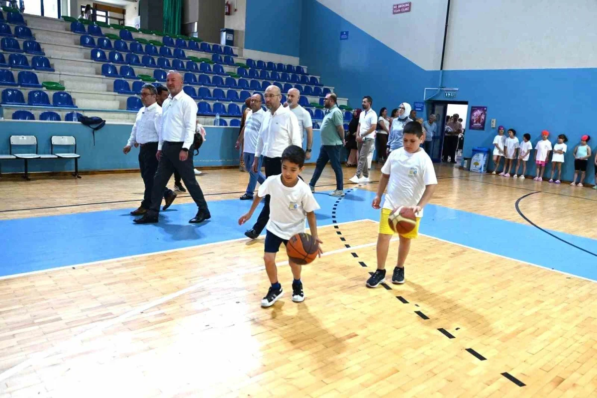 Karacabey Yaz Spor Okullarına 4 bin 378 çocuk katıldı