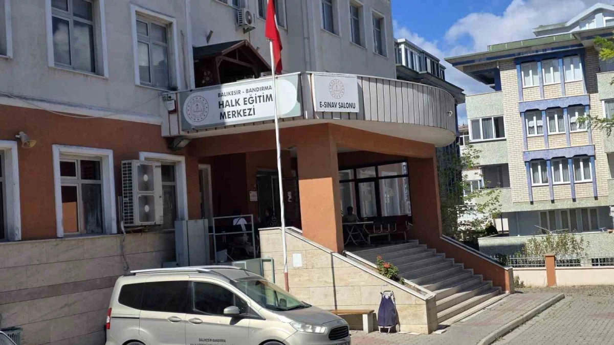 Bandırma Halk Eğitimi Merkezi'nde 2026-2027 kursları başladı