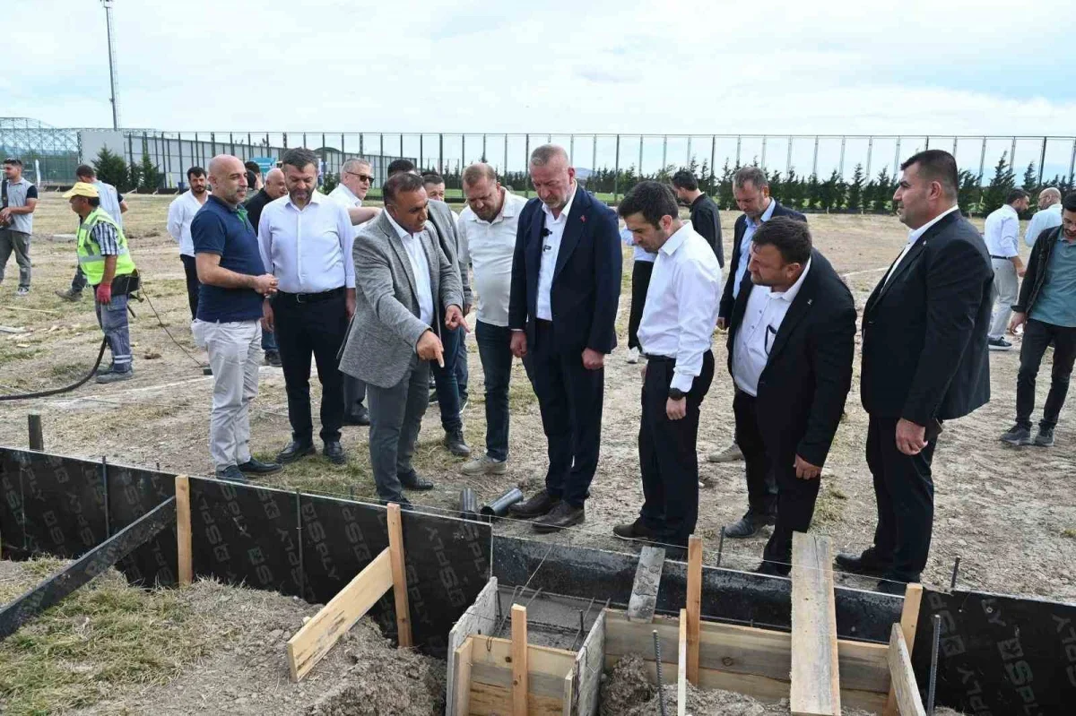 Karacabey Karacapark'a 100 milyon TL'lik spor yatırımı başladı