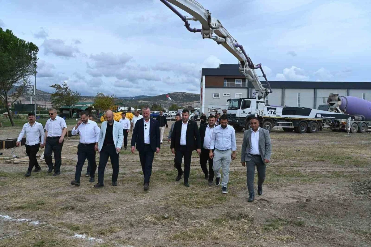 Karacabey Karacapark'a 100 milyon TL'lik spor yatırımı başladı