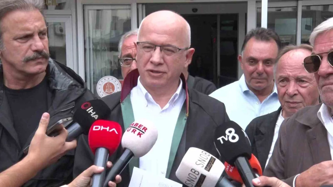 Kadir İnanır vasiyetname davası Beykoz'da 17 Aralık'a ertelendi