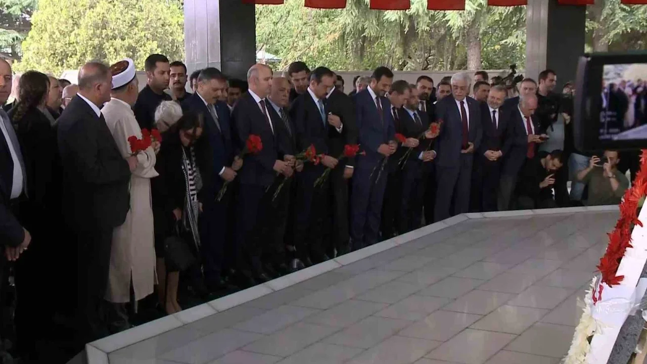 Adnan Menderes 65'inci yılında Topkapı'da anıldı