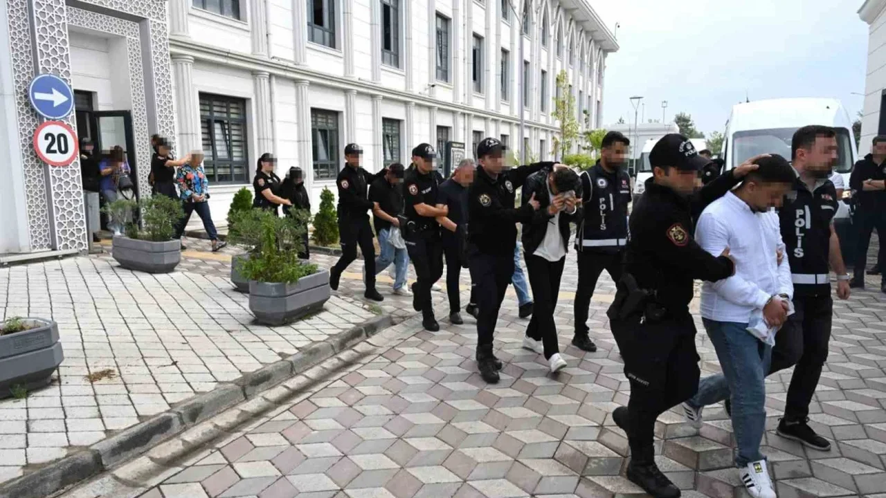 Sokaklar Güvende operasyonunda 14 şüpheli yakalandı, 7 tutuklama