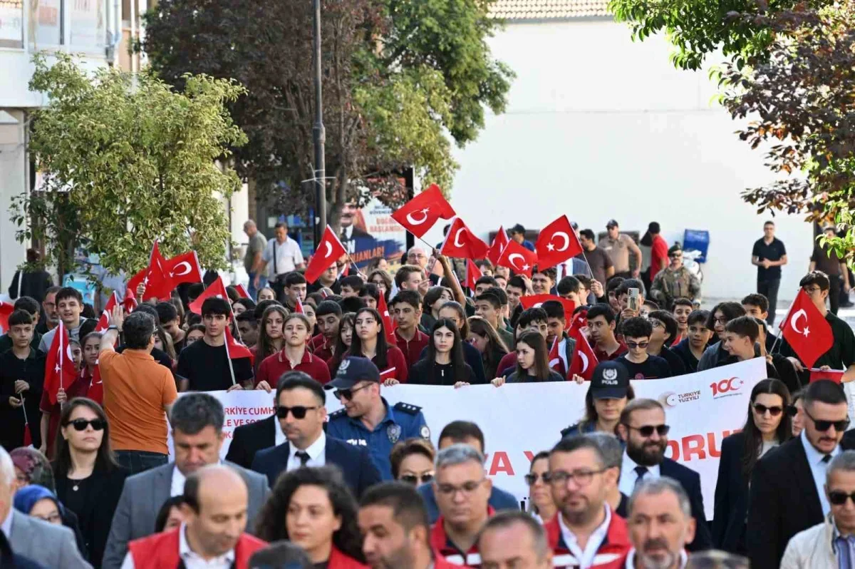 Edirne Gaziler Yürüyüşü Saraçlar Caddesi'nde düzenlendi