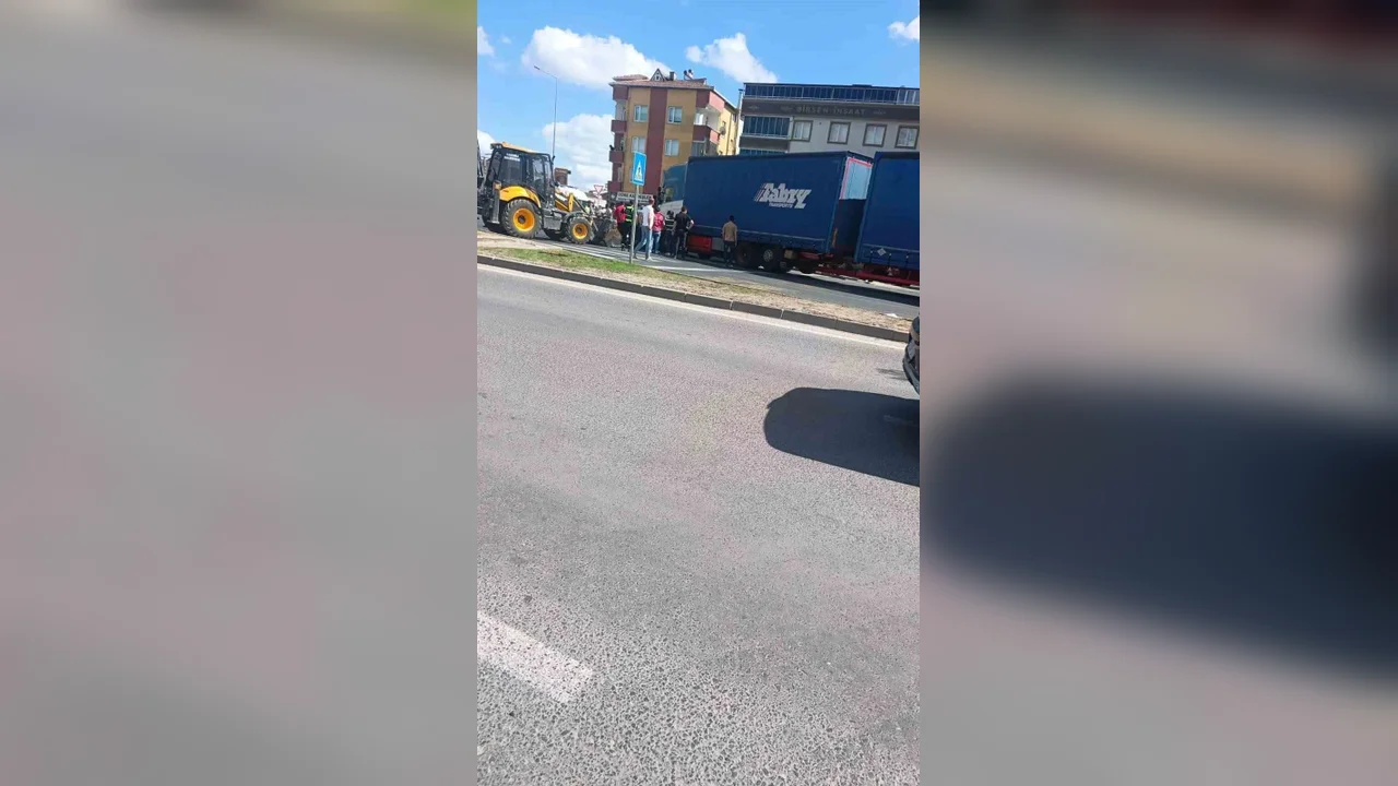 Kapaklı'da tırın altında kalan Fatma Torun ağır yaralandı