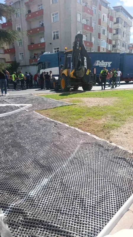 Kapaklı'da tırın altında kalan Fatma Torun ağır yaralandı