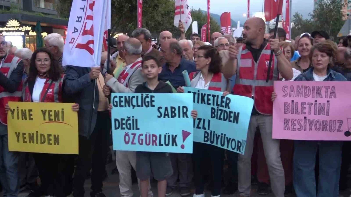 Özgür Özel Bursa'da konuştu: Barış ve refah mesajı verdi