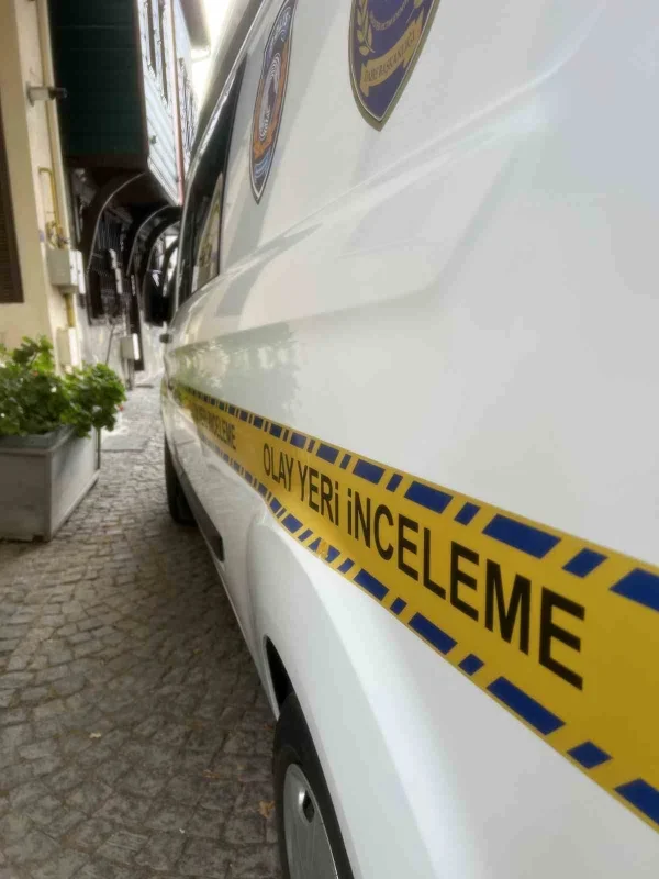 Mudanya Uğur Mumcu Kültür Merkezi'nde iş kazası: İşçi yaralandı