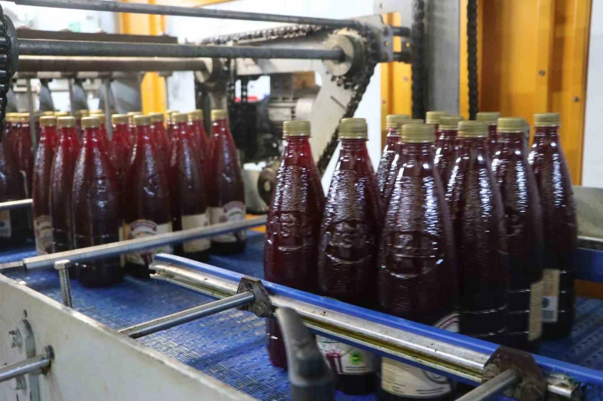 Adana şalgamına ilgi arttı: Kebap sofralarından günlük hayata