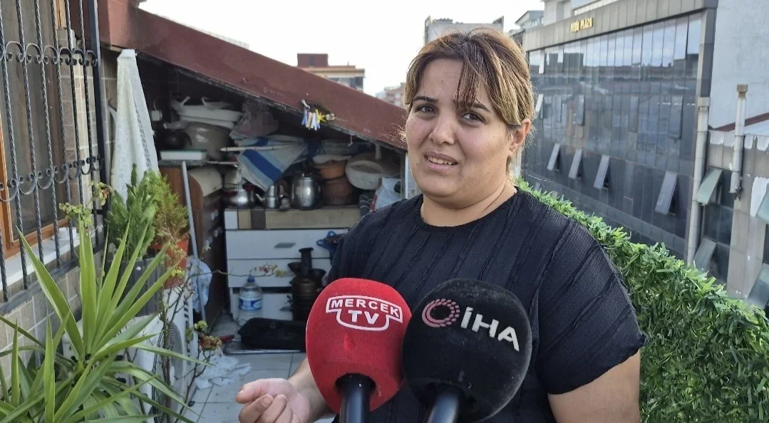 Sultangazi'de arı istilası: Çatı katındaki aile hastanelik oldu