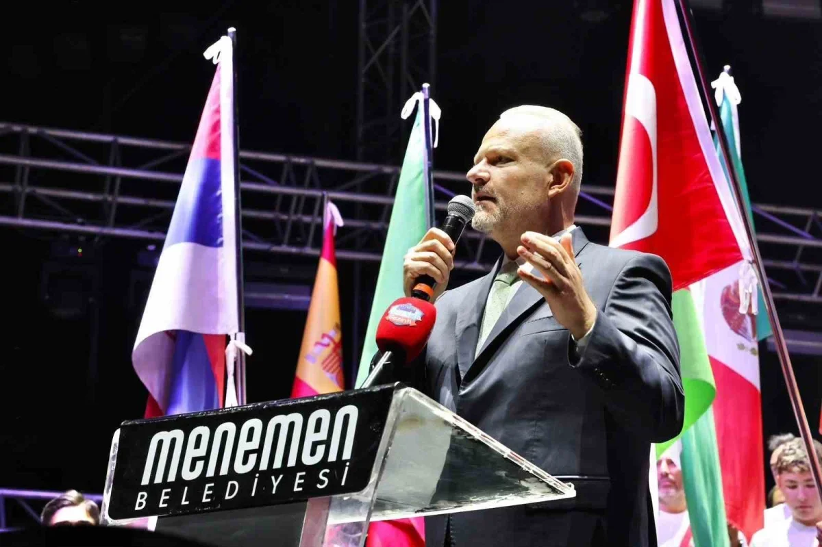 Uluslararası Menemen Çömlek Festivali 45 ülkeyle açıldı