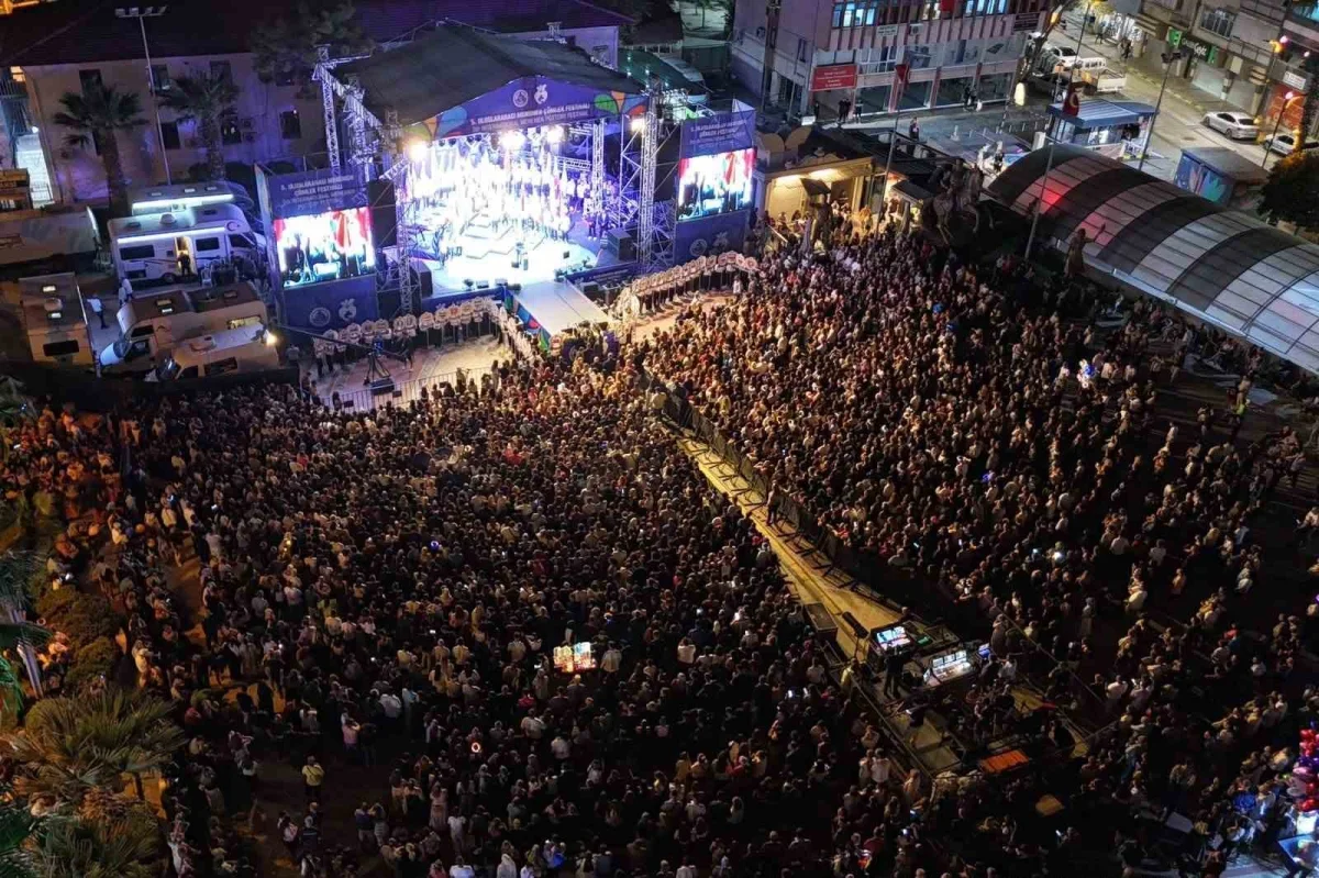 Uluslararası Menemen Çömlek Festivali 45 ülkeyle açıldı
