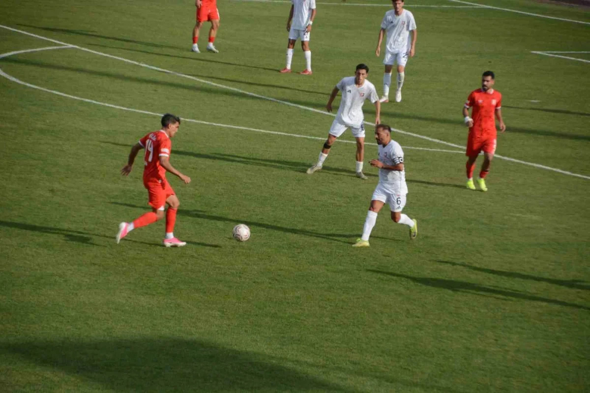 Balıkesirspor, Uşakspor'u Aliağa'da 4-1 mağlup etti
