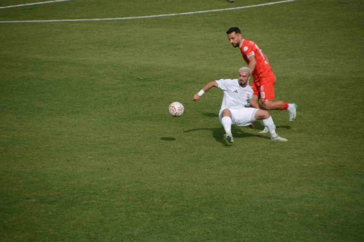 Balıkesirspor, Uşakspor'u Aliağa'da 4-1 mağlup etti