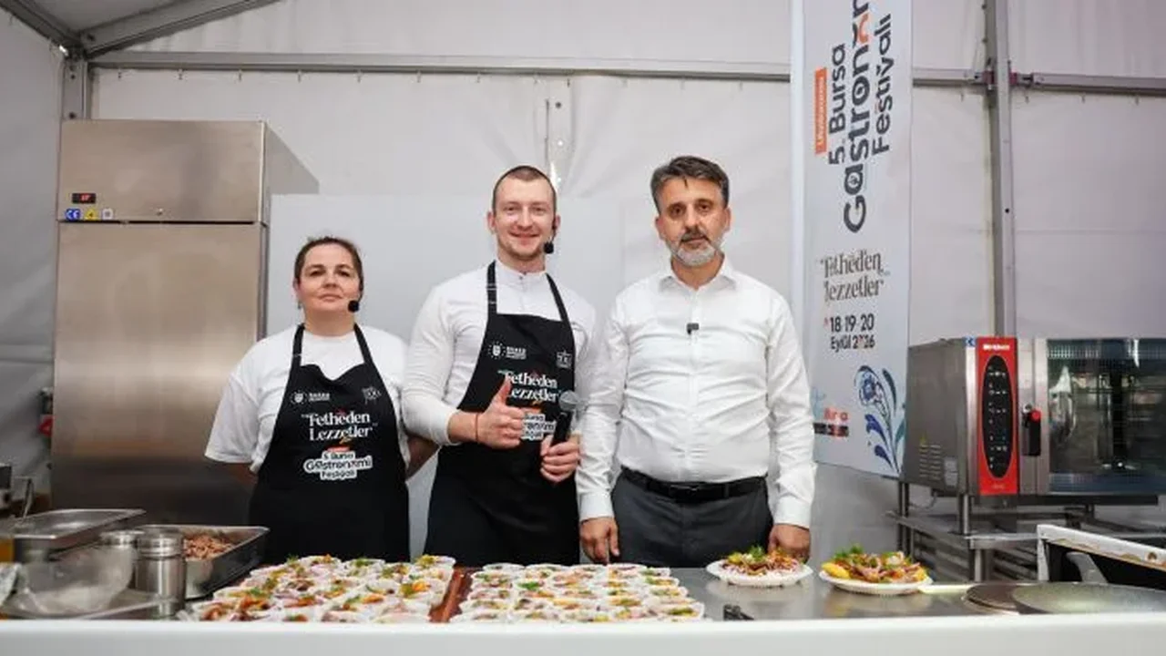 Bursa Gastronomi Festivali'nde kardeş şehirlerin lezzetleri sunuldu