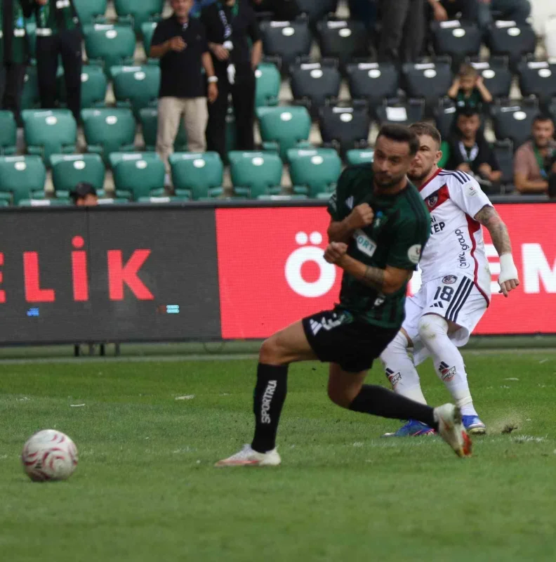 Kocaelispor-Gaziantep FK maç sonucu: Berkan ve Agyei'den 2-0