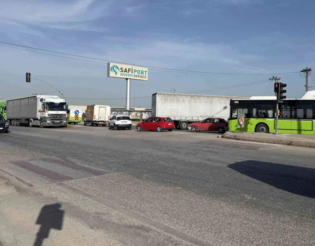 Safiport Derince'de 1,2 milyon metrekareye çıktı: Trafik tepkisi