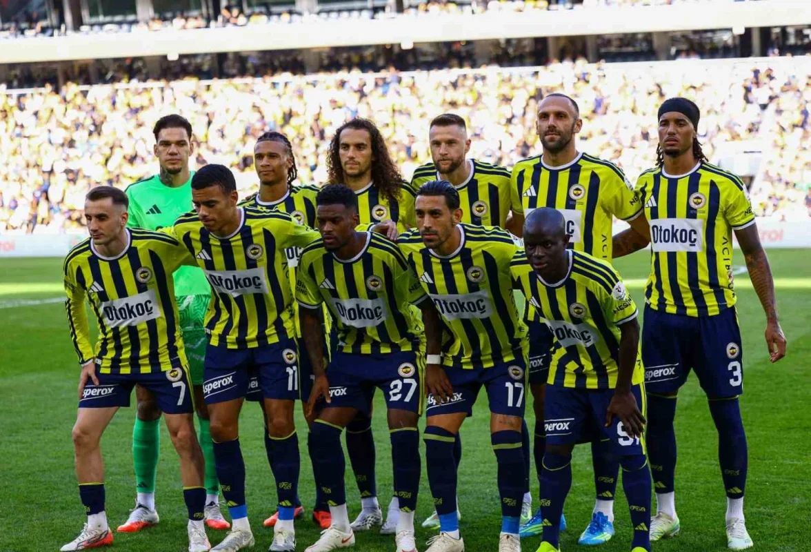 Fenerbahçe-Eyüpspor maçında İsmail Kartal'dan 3 değişiklik