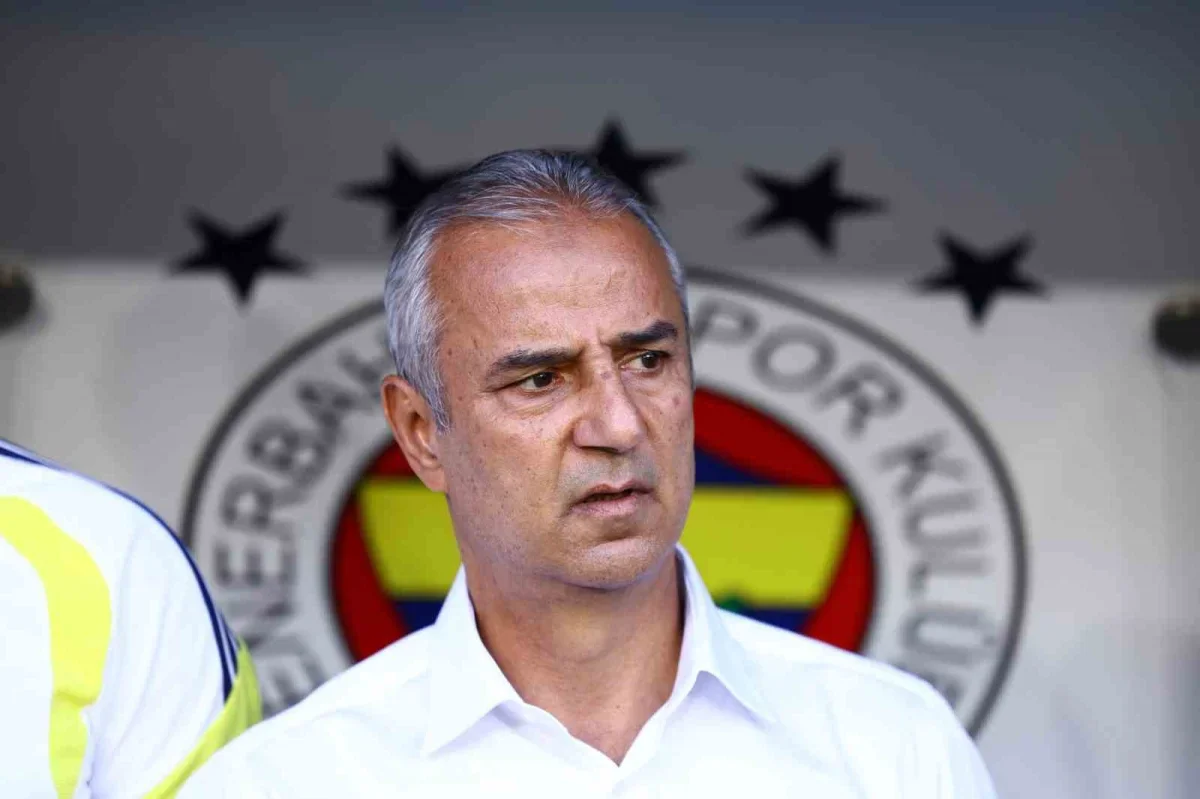 Fenerbahçe-Eyüpspor maçında İsmail Kartal'dan 3 değişiklik