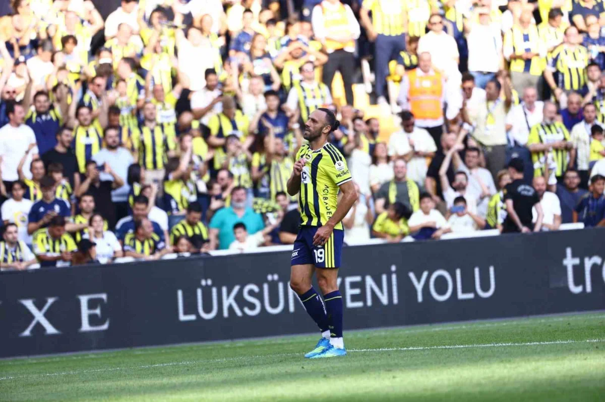 Fenerbahçe-Eyüpspor maçında ilk yarı: Sarı-lacivertliler 5-0 önde