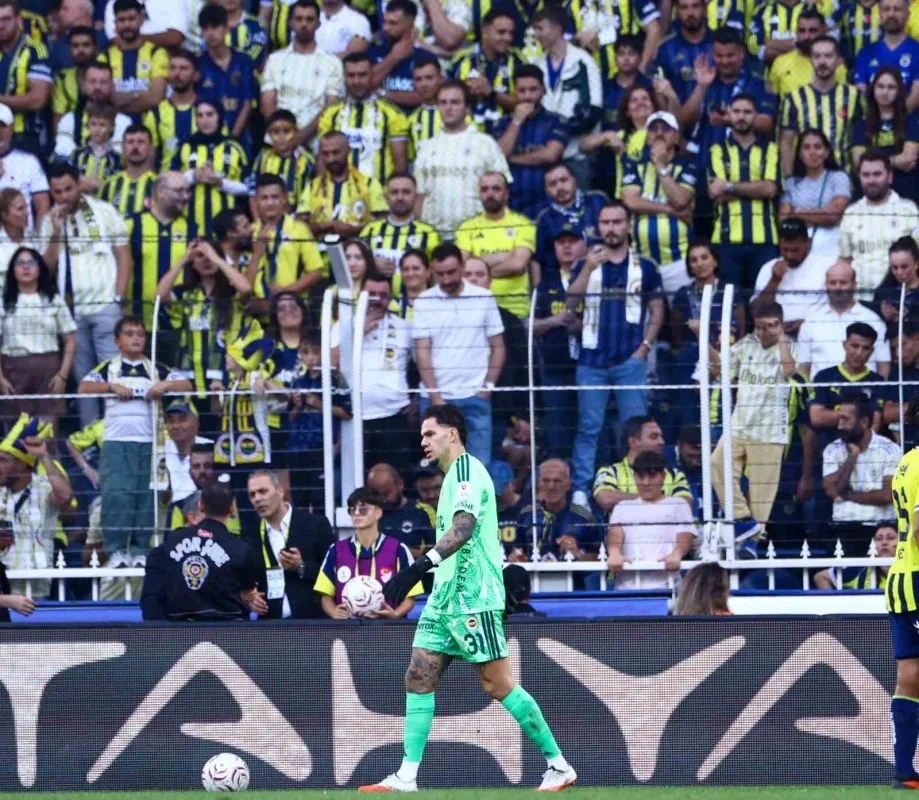 Fenerbahçe-Eyüpspor maçında ilk yarı: Sarı-lacivertliler 5-0 önde