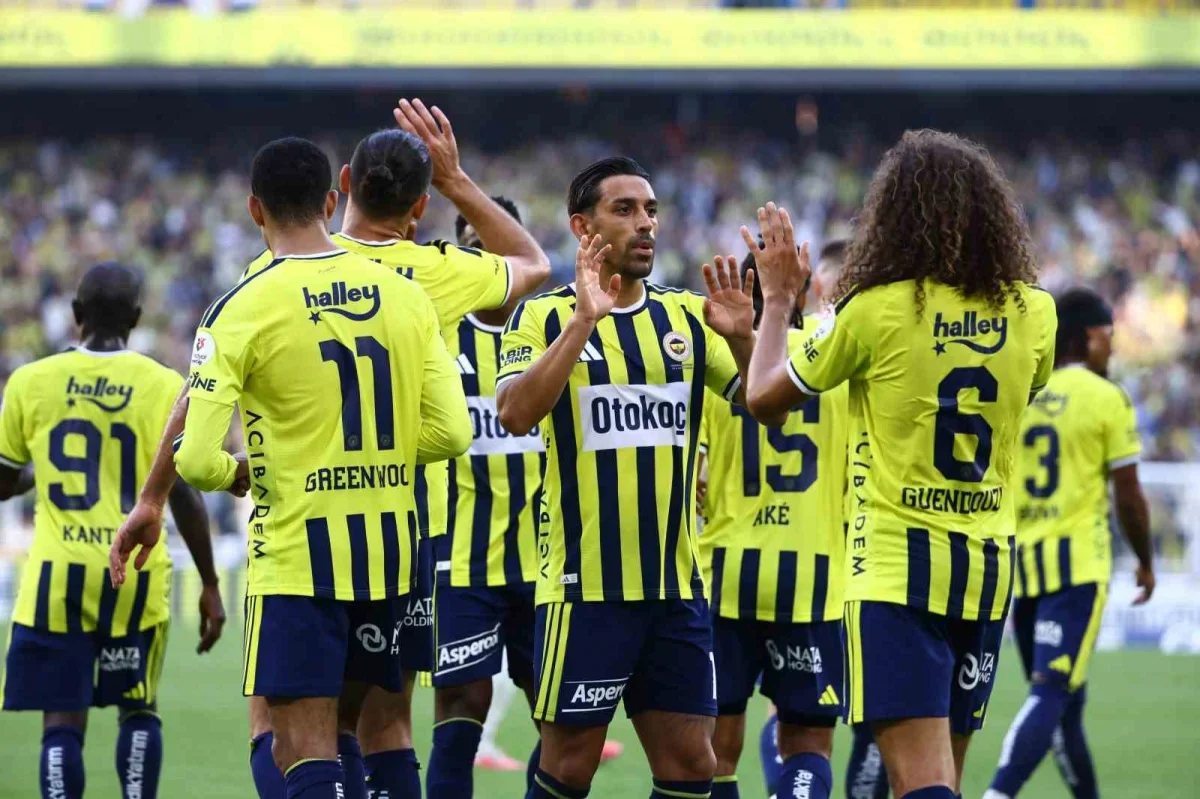 Fenerbahçe-Eyüpspor maçında ilk yarı: Sarı-lacivertliler 5-0 önde