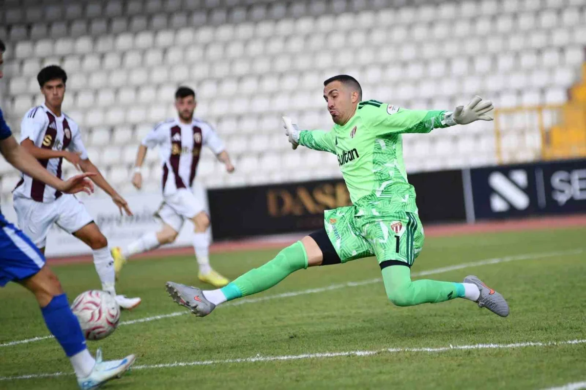 İnegölspor - Karacabey Belediyespor maçını Berke Özgün kazandırdı