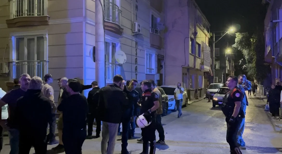 Bursa Osmangazi'de parkta silahlı kavga: 2 kişi yaralandı