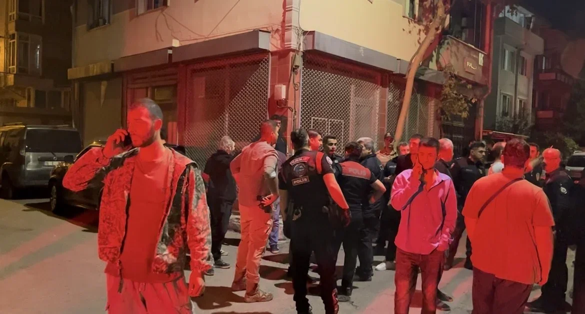 Bursa Osmangazi'de parkta silahlı kavga: 2 kişi yaralandı