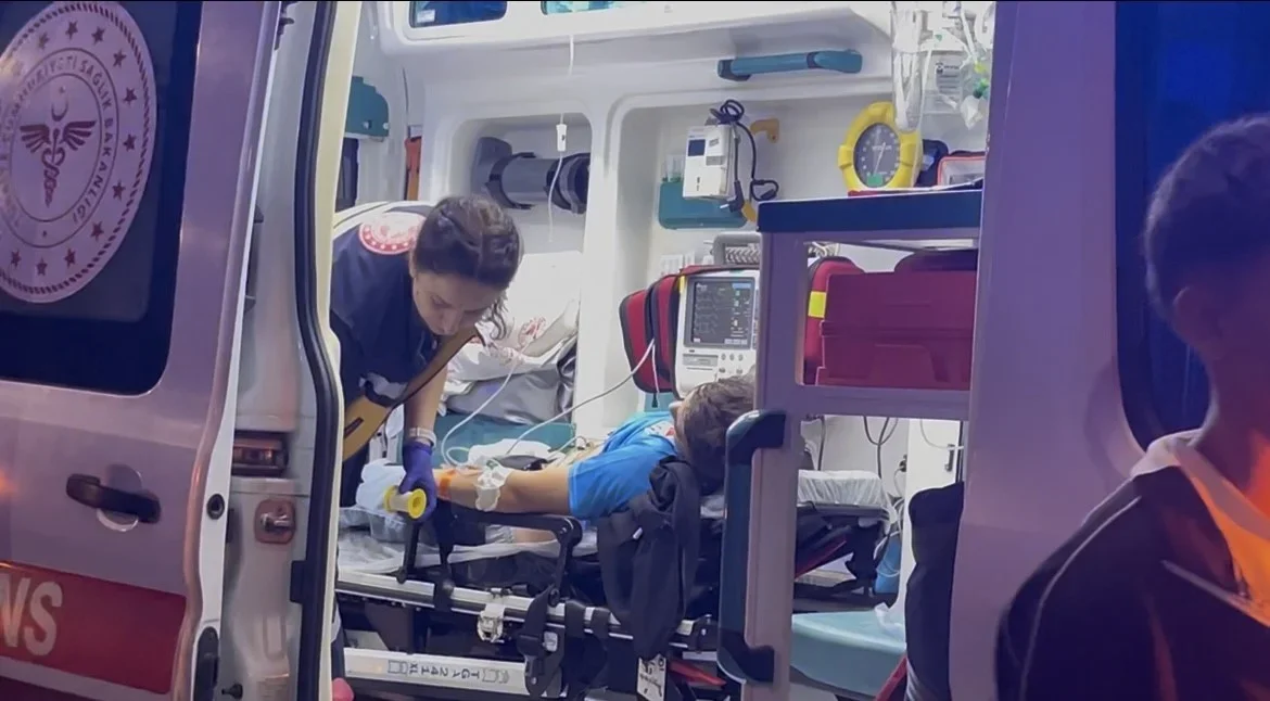 Bursa Osmangazi'de parkta silahlı kavga: 2 kişi yaralandı