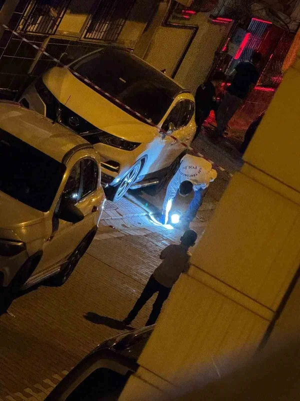 Esenyurt'ta asker eğlencesi kavgası: Silah ve bıçakla 2 yaralı
