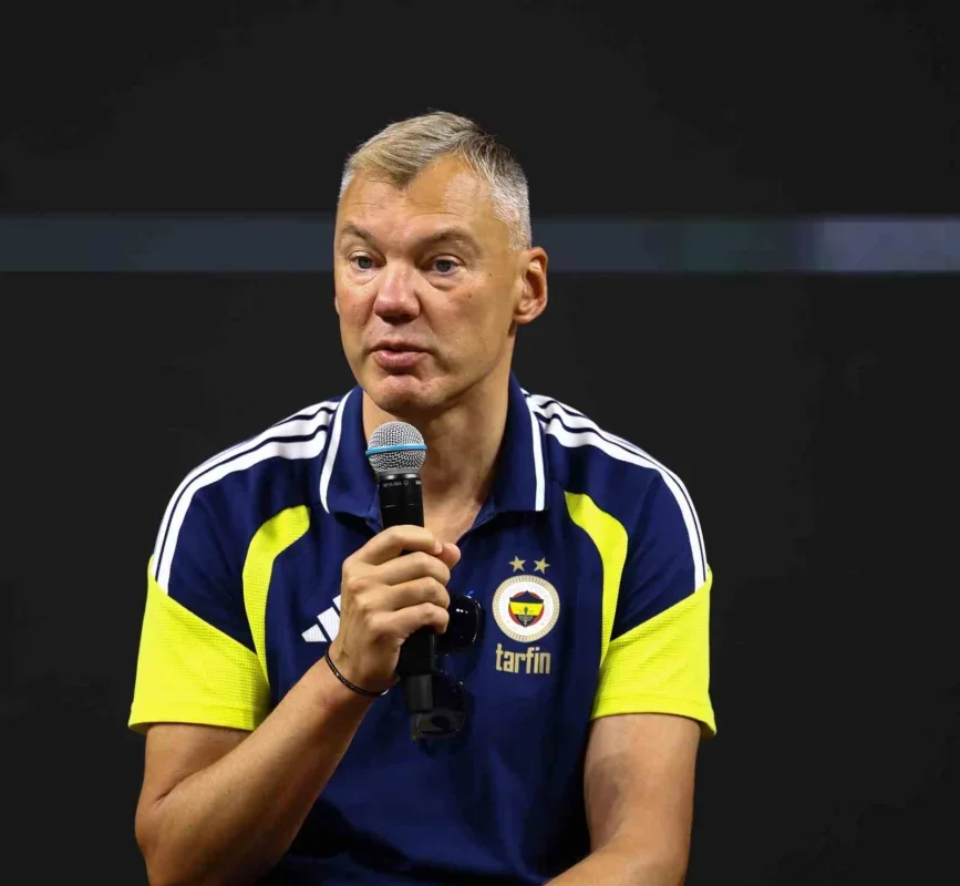 39. Erkekler Cumhurbaşkanlığı Kupası'nda Fenerbahçe-Beşiktaş derbisi
