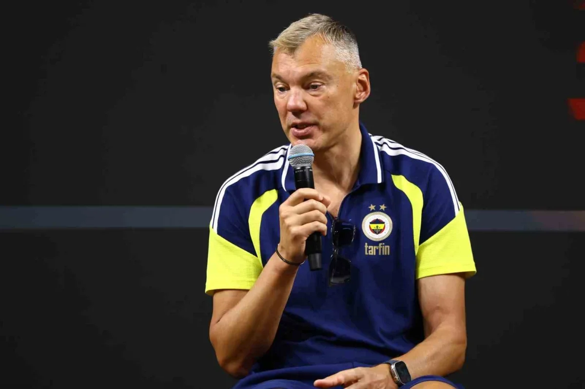 39. Erkekler Cumhurbaşkanlığı Kupası'nda Fenerbahçe-Beşiktaş derbisi