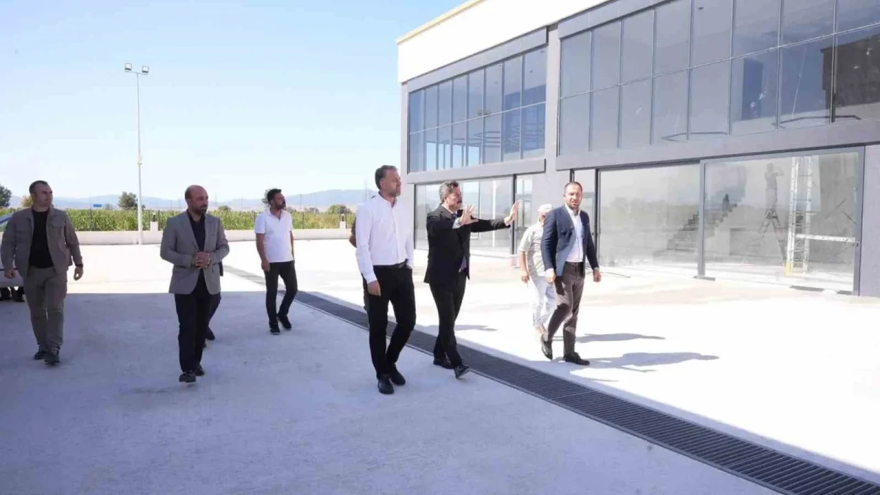 Yenişehir Galericiler Sitesi GES'li yapısıyla açılıyor