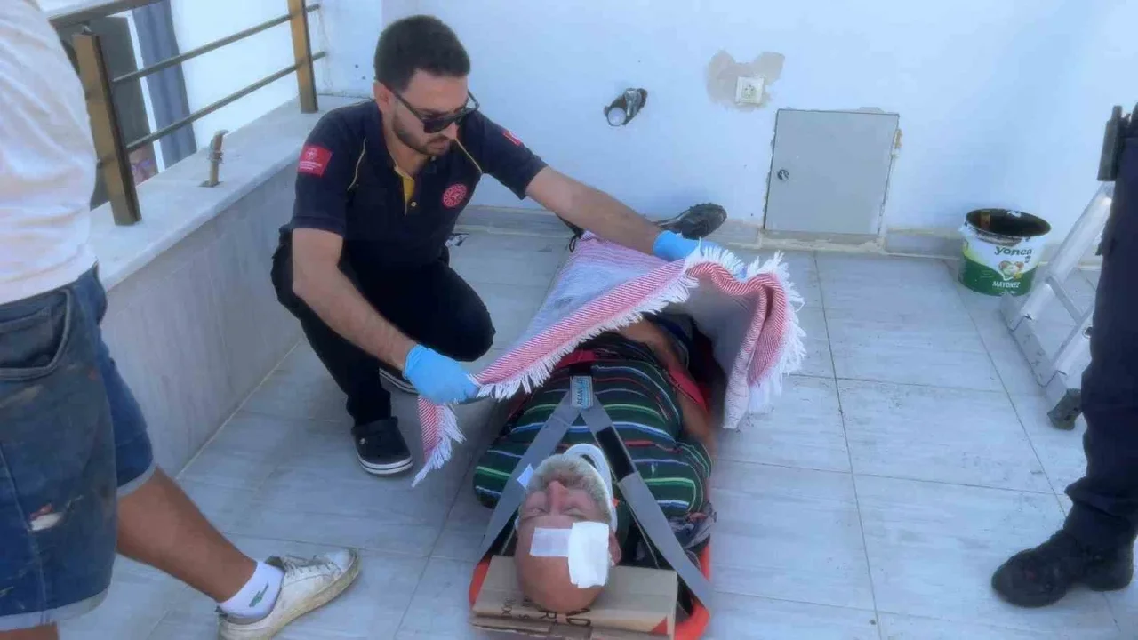 Bursa Mudanya'da tadilat işçisi balkona düştü: Yaralı hastanede