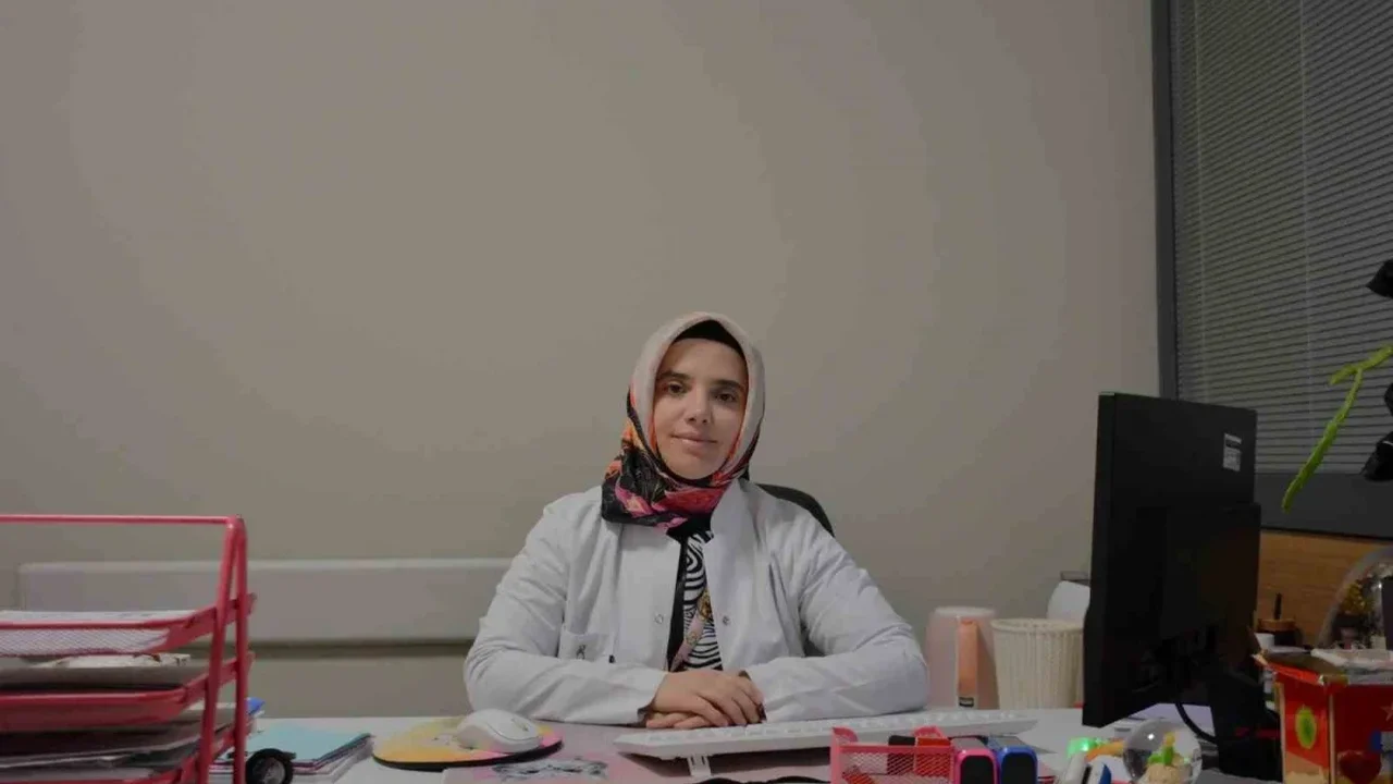 Demans vakaları her 3 saniyede bir artıyor: Alzheimer uyarısı