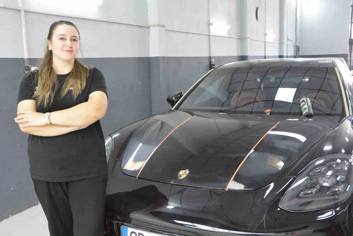 Nisanur Eser Balıkesir'de oto boyada Türkiye'nin yılın kalfası oldu