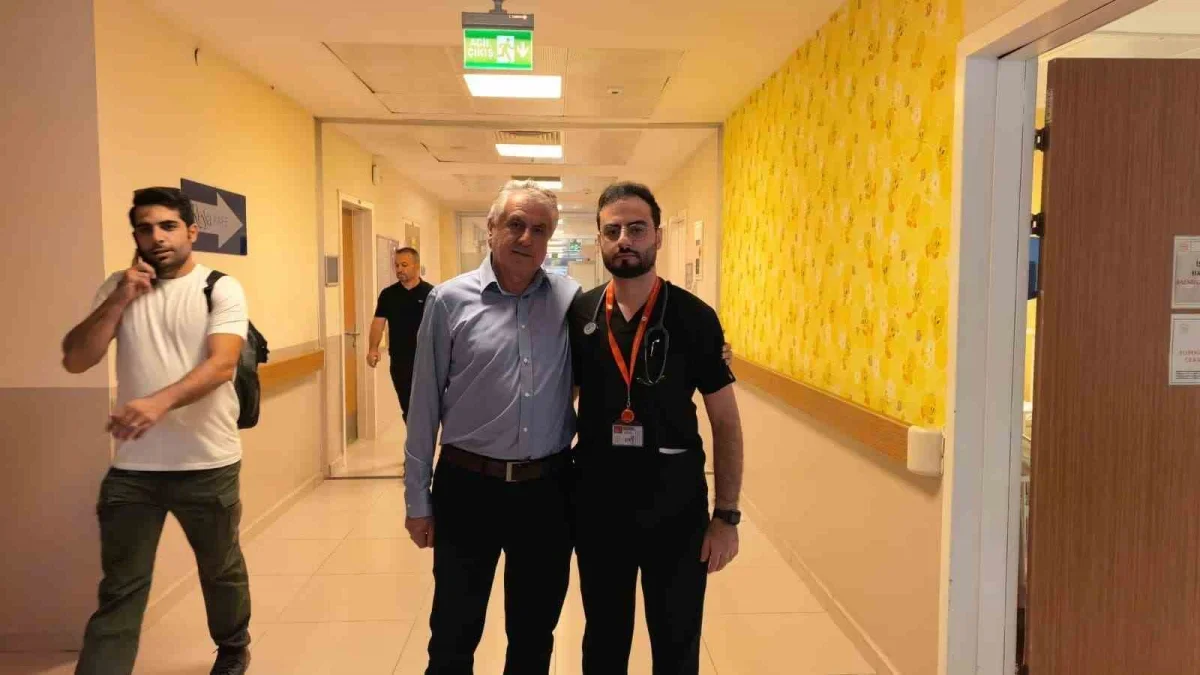 İnegöl Devlet Hastanesi'nde doğan iki doktor görevde