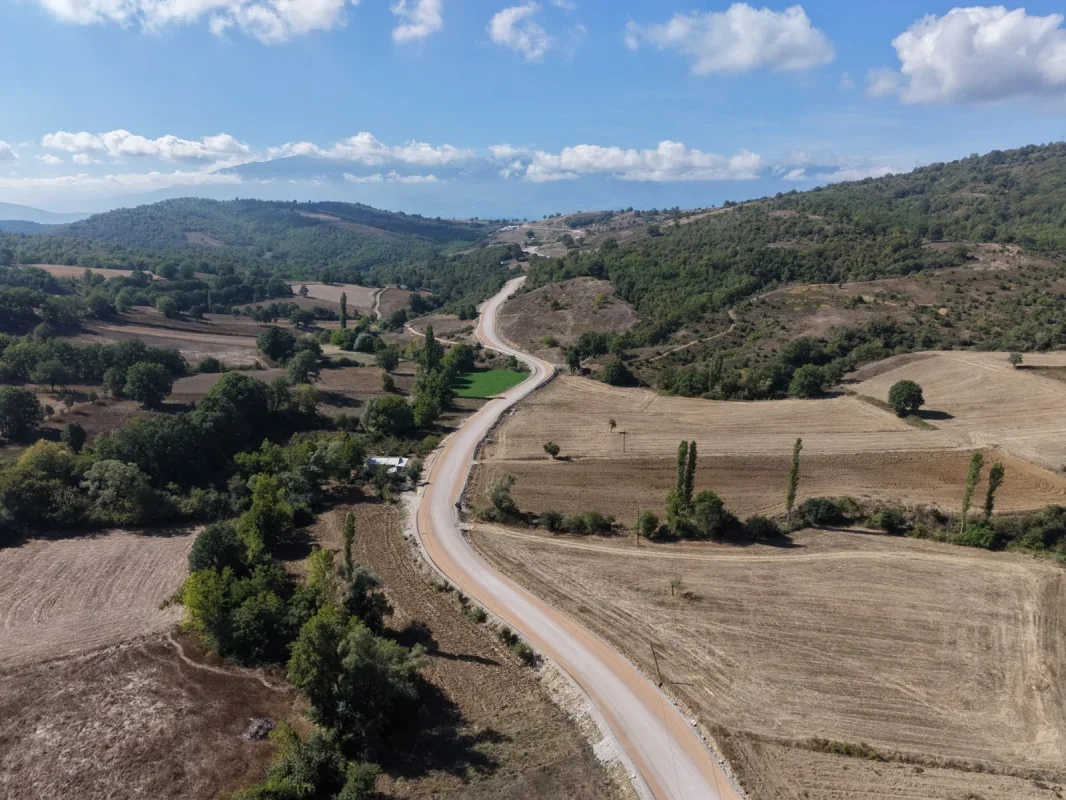 Bursa Kestel'de 4 mahallenin 11,5 kilometrelik yolu yenilendi