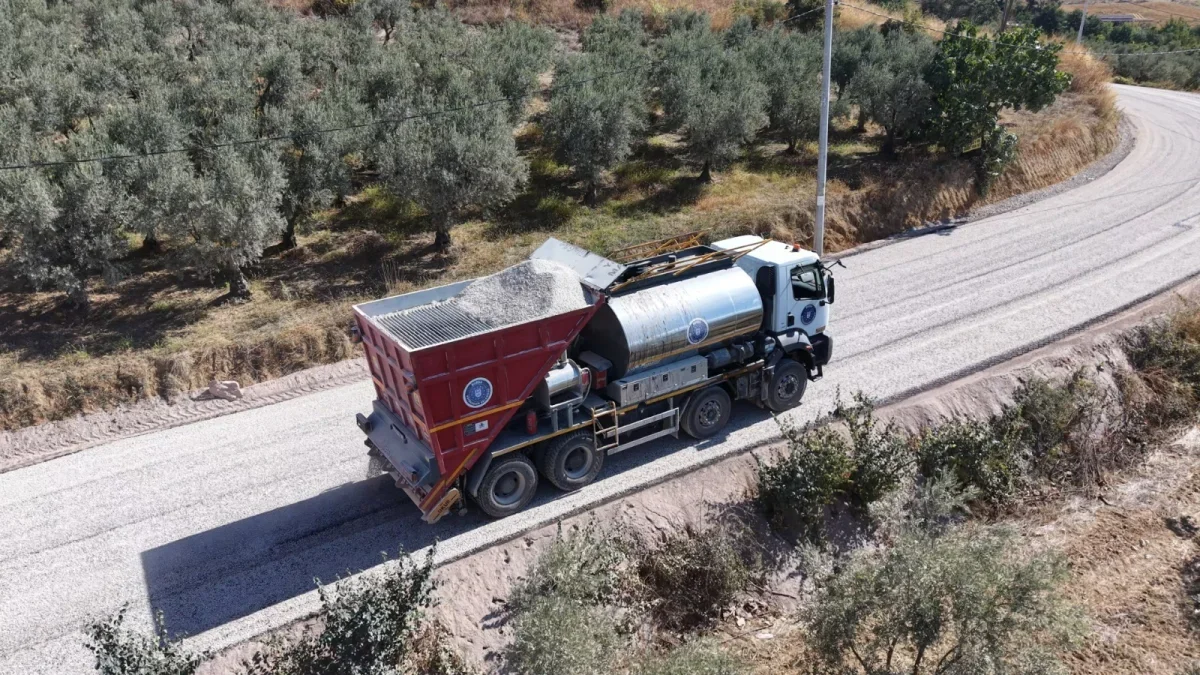 Bursa Kestel'de 4 mahallenin 11,5 kilometrelik yolu yenilendi