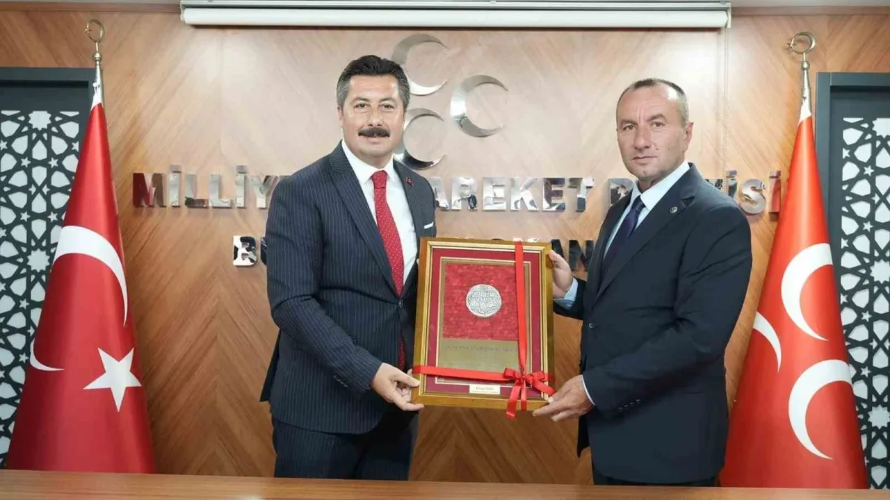 Ercan Özel'den MHP Bursa'ya ziyaret: Yenişehir için ortak akıl
