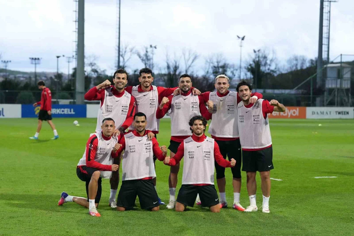A Milli Takım Fransa maçı hazırlıklarını Kocaeli'de sürdürdü