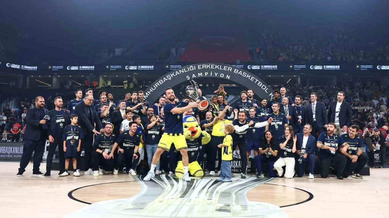 Fenerbahçe, Cumhurbaşkanlığı Kupası'nı 9. kez kazandı
