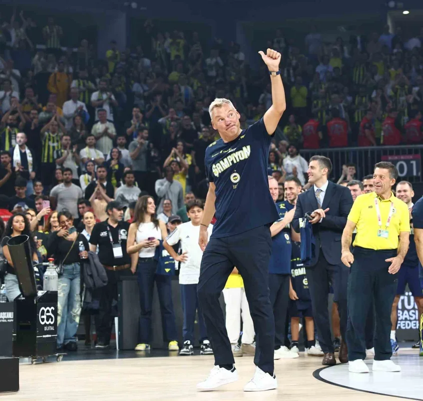 Fenerbahçe, Cumhurbaşkanlığı Kupası'nı 9. kez kazandı