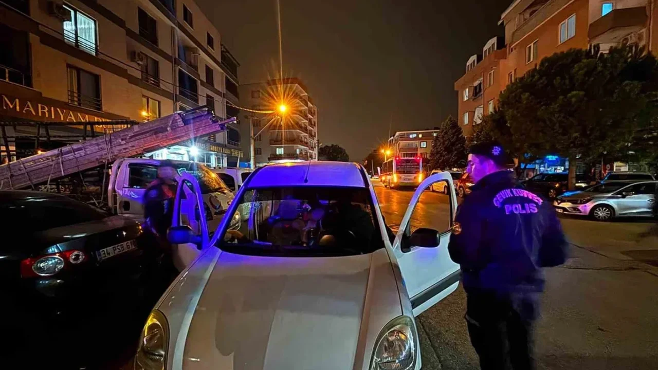 Bursa Gürsu'da asayiş uygulaması: Silah ve uyuşturucu ele geçirildi