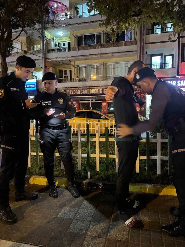 Bursa Gürsu'da asayiş uygulaması: Silah ve uyuşturucu ele geçirildi